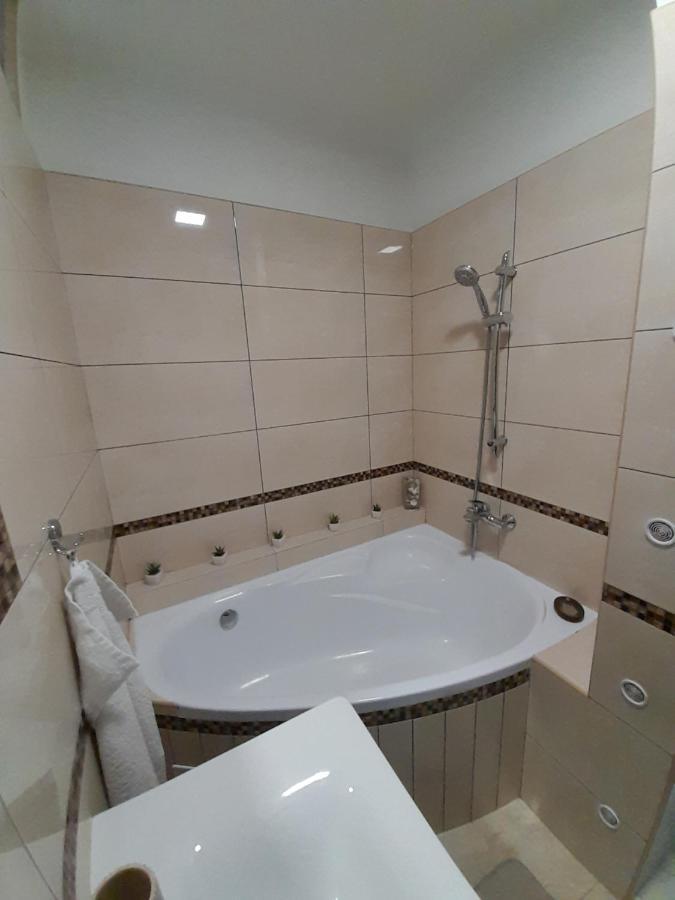 Beautiful Apartment In The City Center Spišská Nová Ves Exterior foto
