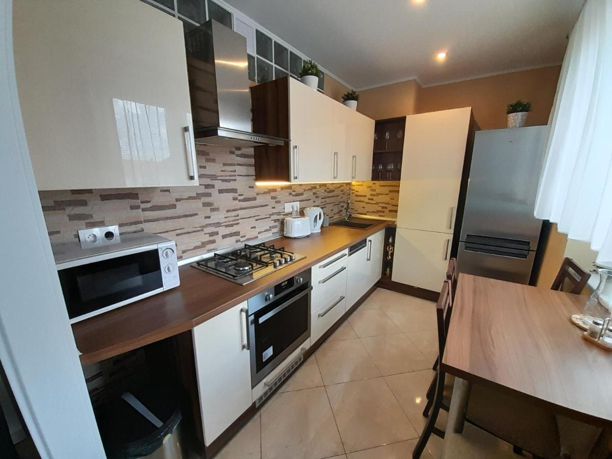Beautiful Apartment In The City Center Spišská Nová Ves Exterior foto